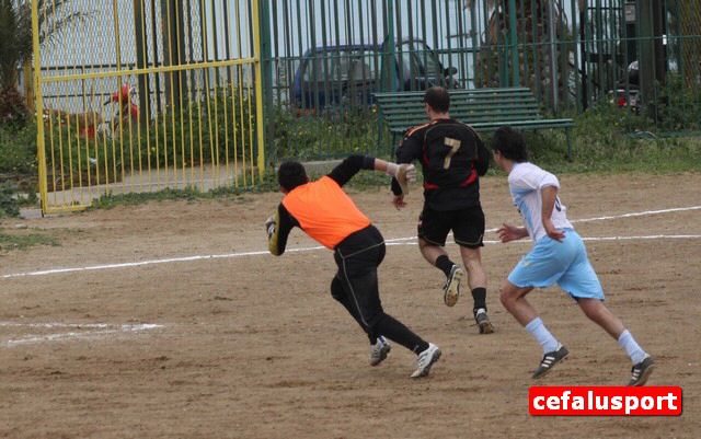 110220_sport 312y_tn.jpg